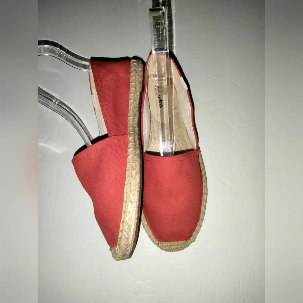Soludos (Size 8-8.5) Red Canvas Slip-on The Original Dali Espadrilles (Like New)